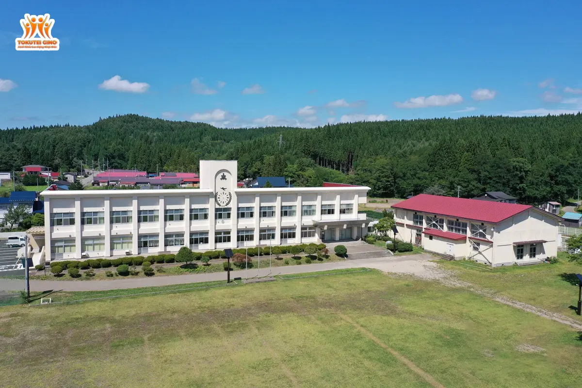 Akita Inaka School
