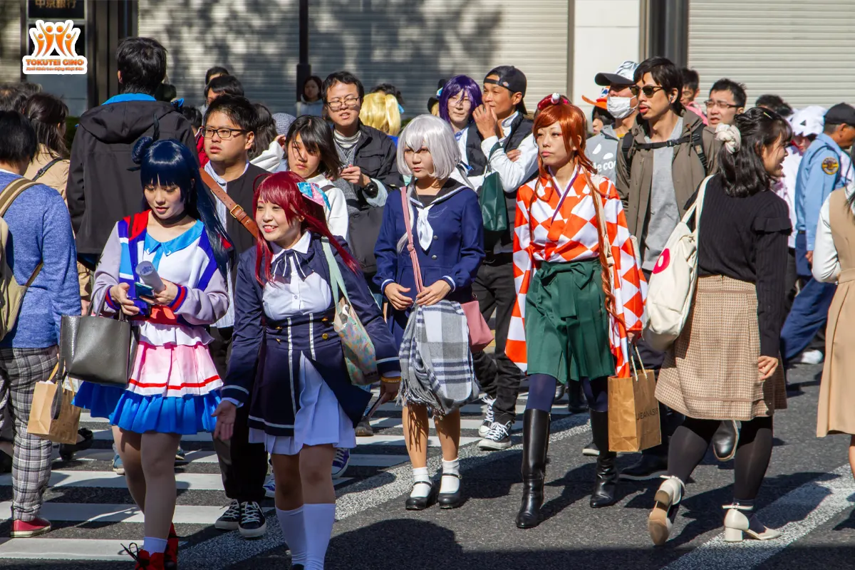 tham gia lễ hội cosplay